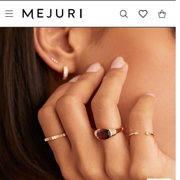 LIKE NEW - Mejuri Heirloom Ring, size 8 - Picture 3 of 8